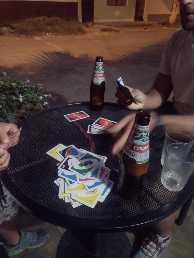 Flying Monkey Hostel Наска Екстер'єр фото